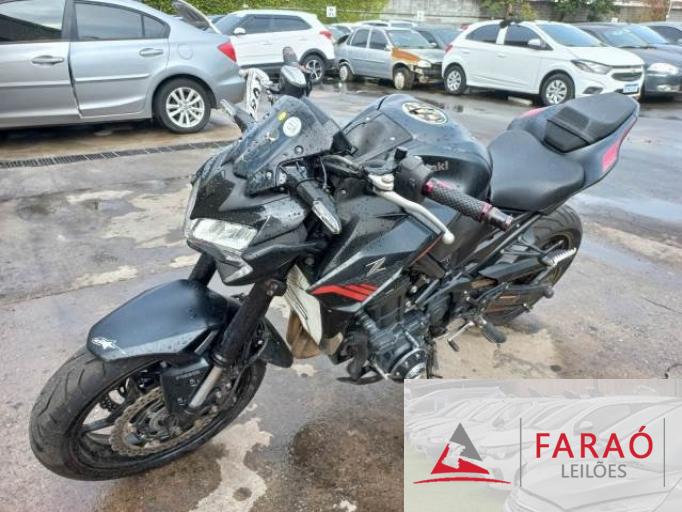 KAWASAKI Z900 21/21