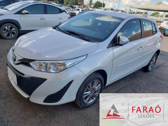 TOYOTA YARIS 21/22
