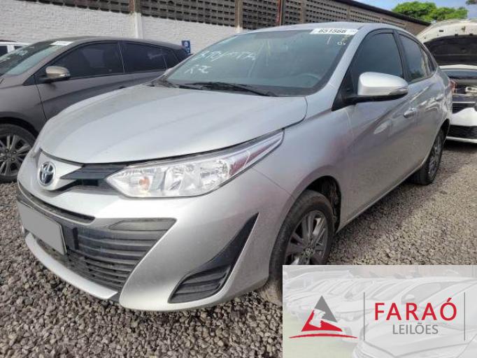TOYOTA YARIS SEDAN 21/22