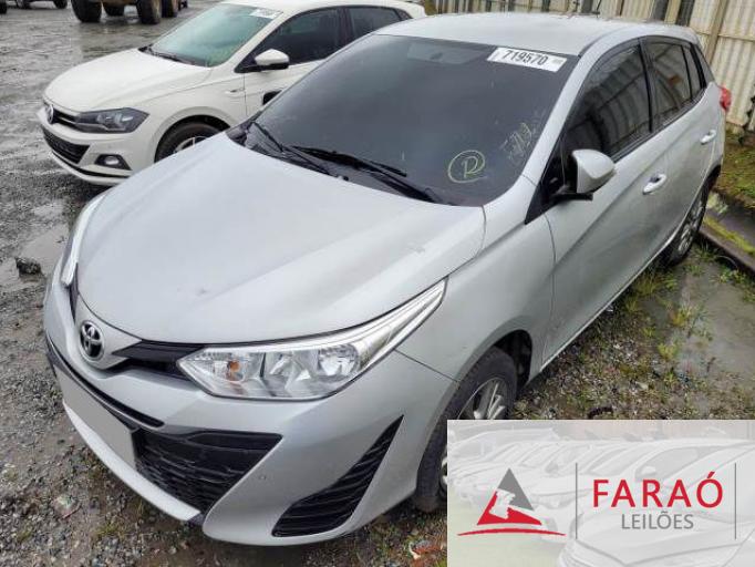 TOYOTA YARIS 20/20