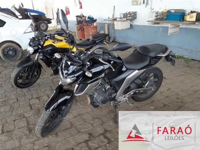 YAMAHA FAZER 250 19/19
