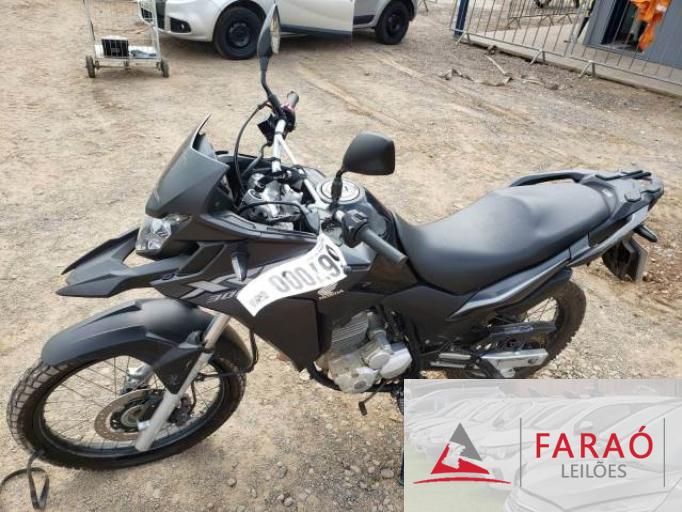HONDA XRE 300 20/20